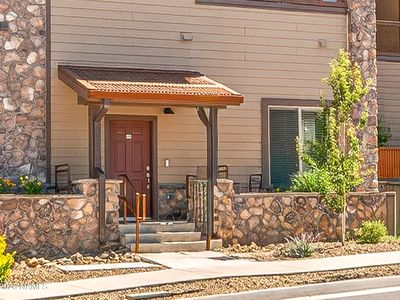 310 W Birch Ave #101