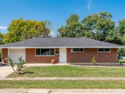 4300 Lambeth Dr