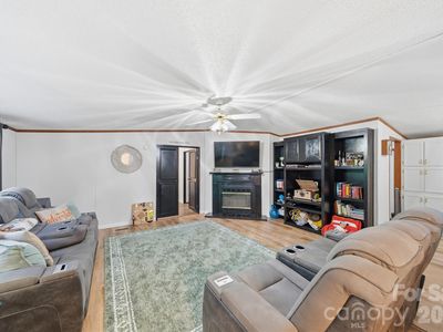 102 Sycamore Dr