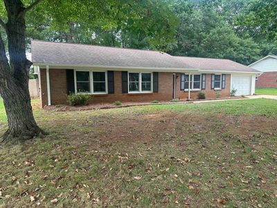 220 River Forest Dr