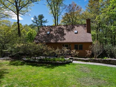Property at 11 Gulf Rd, Pelham, MA