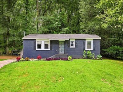 1137 Redford Dr SE