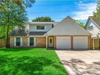 7019 Oak Bough Dr