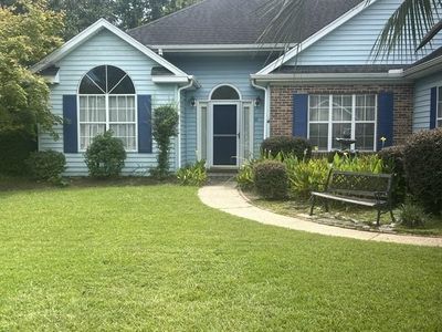 3943 Lochview Dr.