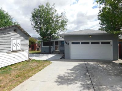 350 Gloria Ave