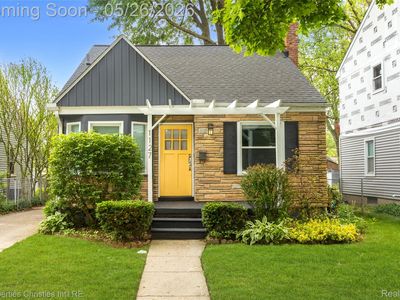 1127 McLean Ave