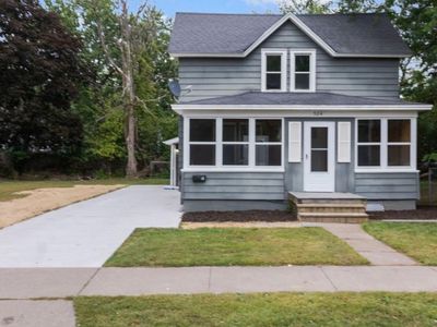 Property at 524 S Dakota Ave, New Richmond, WI