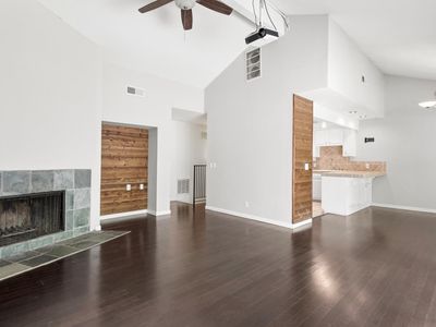 7945 La Riviera Dr