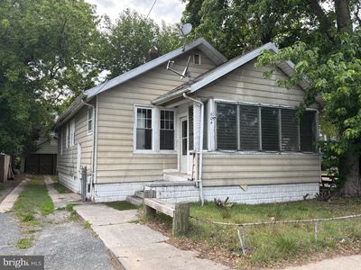 604 Light St