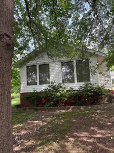 Property at 242 Woodlawn Ave, Spartanburg, SC