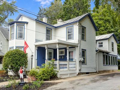 121 Lincoln Avenue