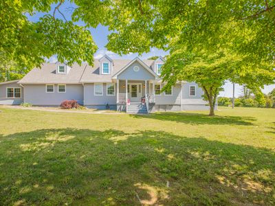 70 Cottage Ln