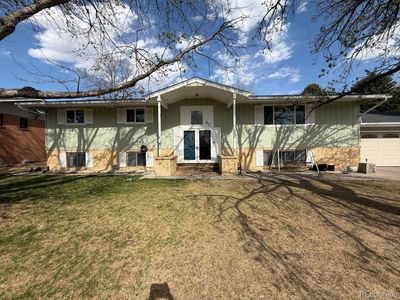 40 Paradise Drive