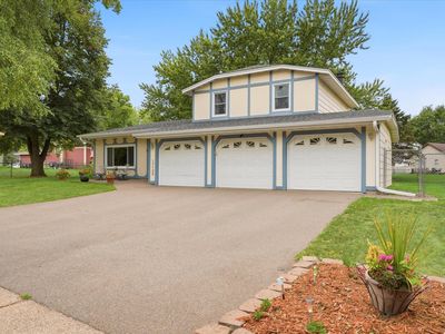 17125 Foliage Ave