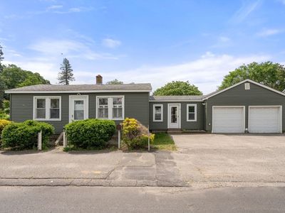 Property at 9 Providence Rd, Sutton, MA
