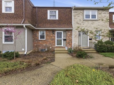 2533 Essex Ct #38