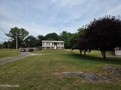 1120 Lockhart Rd