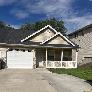 1493 N 150 E