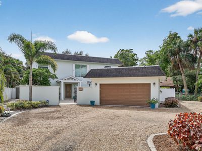 80 SE Saint Lucie Boulevard