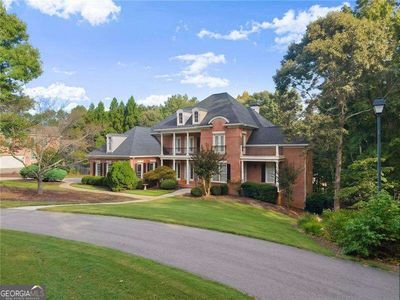 2040 Tee Dr