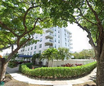 6000 NE 22nd Way UNIT 3B