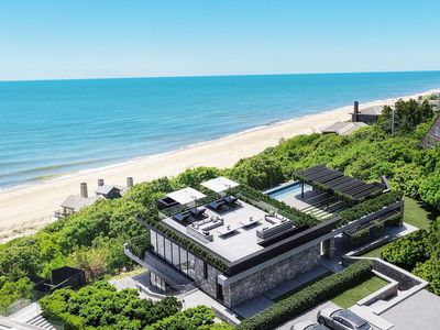 250 Old Montauk Hwy