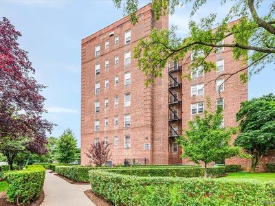 5640 Netherland Avenue #1B