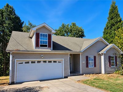 1490 McClardy Rd