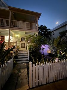 81 Golf Club Dr