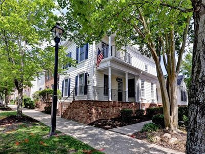 4208 New Town Ave
