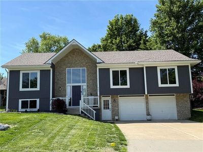 423 SW Windmill Ln