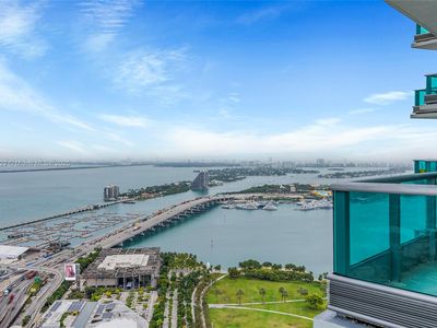 900 Biscayne Blvd APT 4810