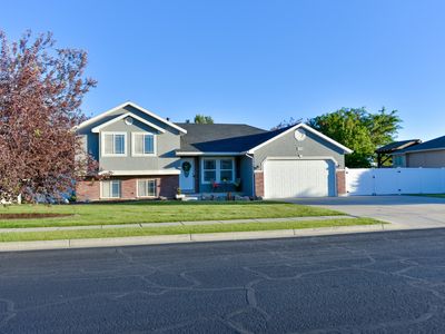 2955 W 3450 N