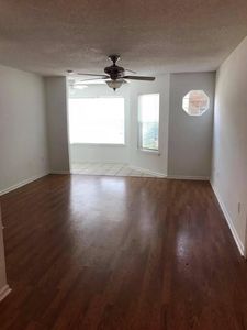 188 Midland Pkwy APT 516