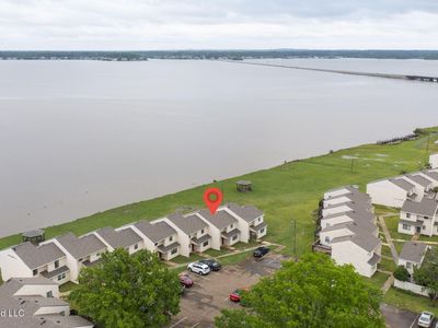 1056 Windrose Dr