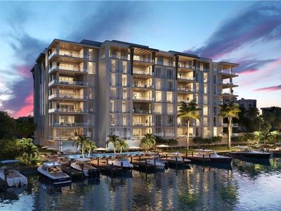 3300 Gulf Shore BLVD N #303