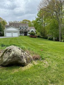 8 White Oak Ln