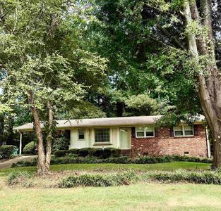 110 Hollywood Dr