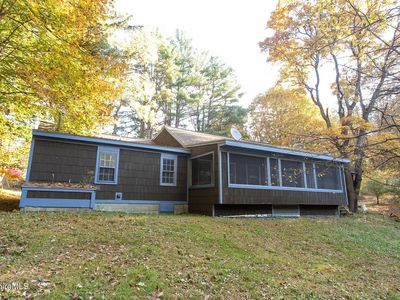 100 Hillsdale Rd