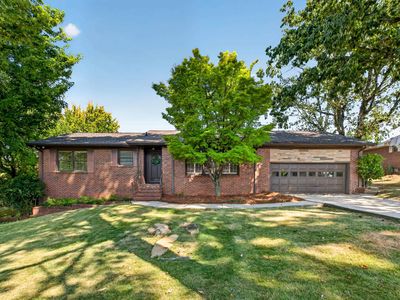 2148 Mountain View Dr