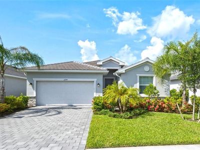 2294 Avocado LN