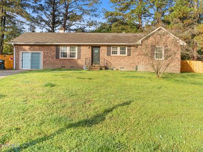 2605 Hampton Court NW