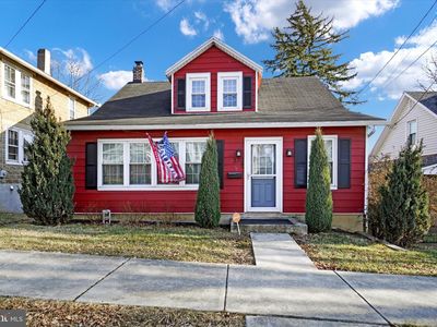 Property at 370 E Market St, Hallam, PA