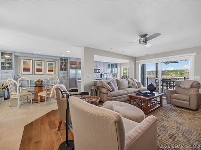 386 Waters Edge Dr #2B-33-2B