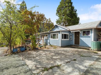 472 SW 4th St