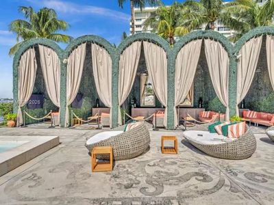 1100 West Ave #1007