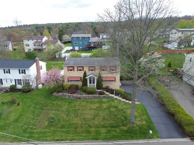 37 Elmwood Dr