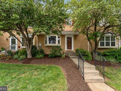 22 Stafford Sq