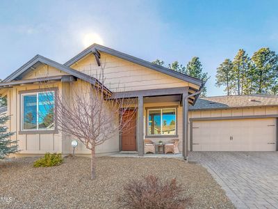 2753 W Windtree Dr