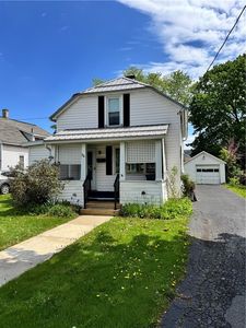 94 Oakwood Ave